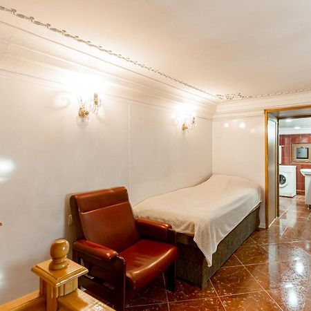 Rustaveli Downtown Aparthotel Tbilisi Eksteriør billede