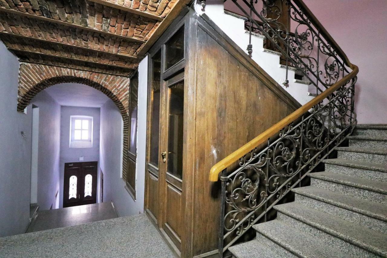 Rustaveli Downtown Aparthotel Tbilisi Eksteriør billede